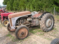 Tracteur (Fete de la Moisson St Simeon de Bressieux 2006) (10)